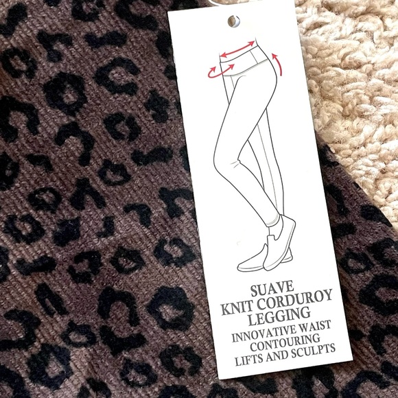 Khakis & Co Suave Women’s Knit Corduroy Leggings Leopard Print Espresso Petite S - Picture 10 of 16